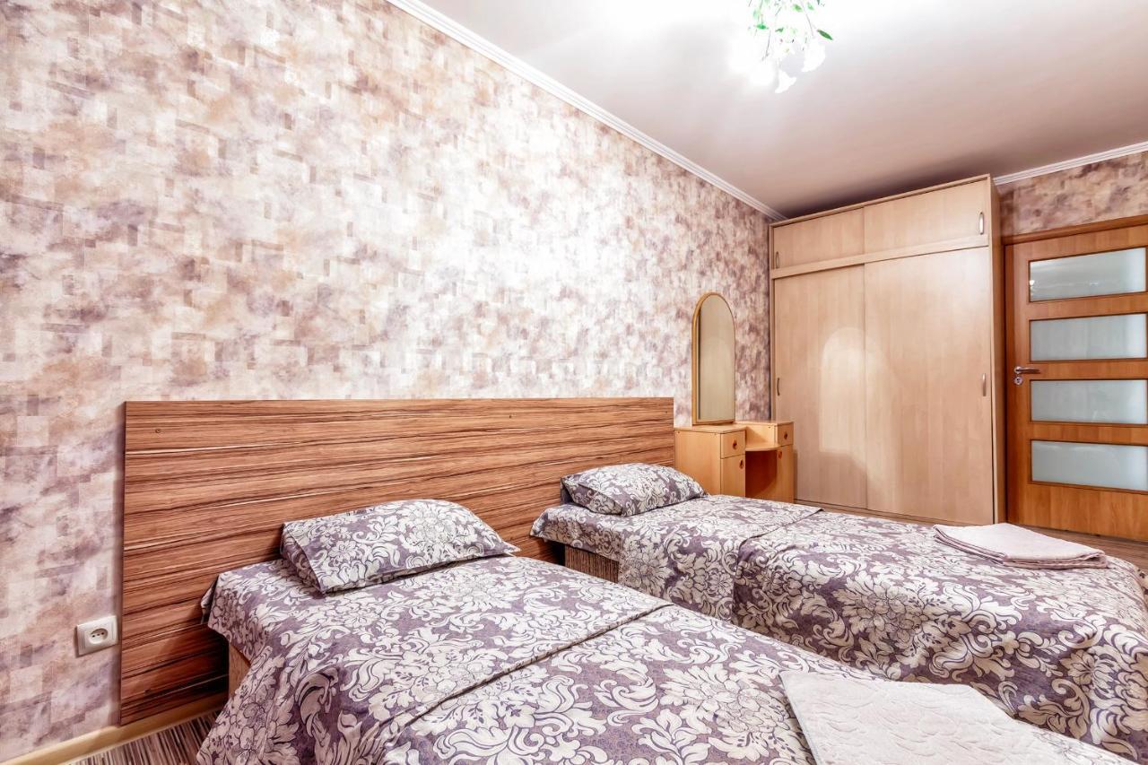 411 Lighthouse Apartments Arbat - Traveler'S Choice Alma-Ata Buitenkant foto