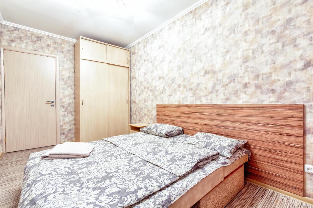411 Lighthouse Apartments Arbat - Traveler'S Choice Alma-Ata Buitenkant foto