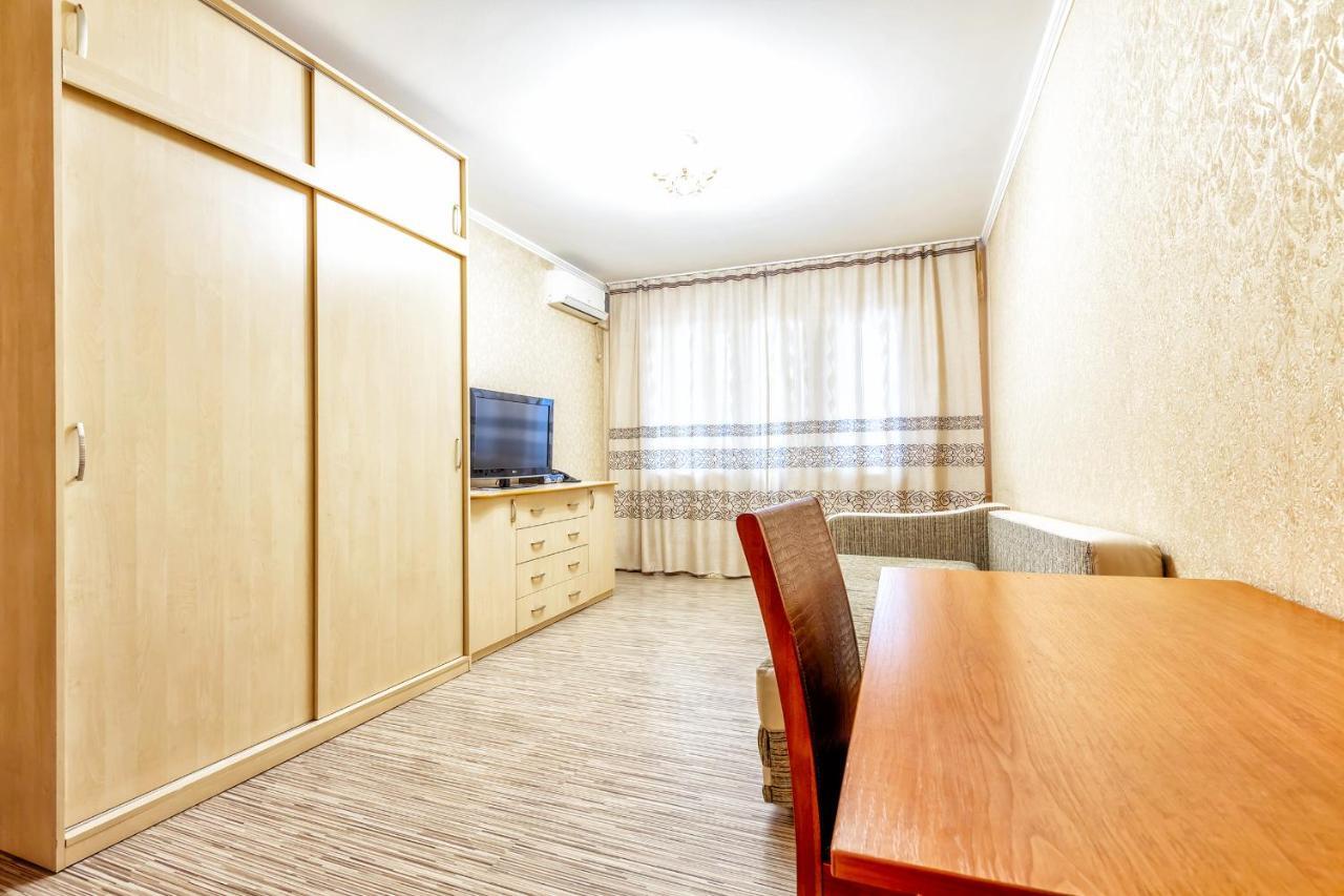 411 Lighthouse Apartments Arbat - Traveler'S Choice Alma-Ata Buitenkant foto
